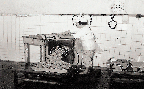 소세지 제조를 위한 원료육 분쇄(축산물이용 1960년대)