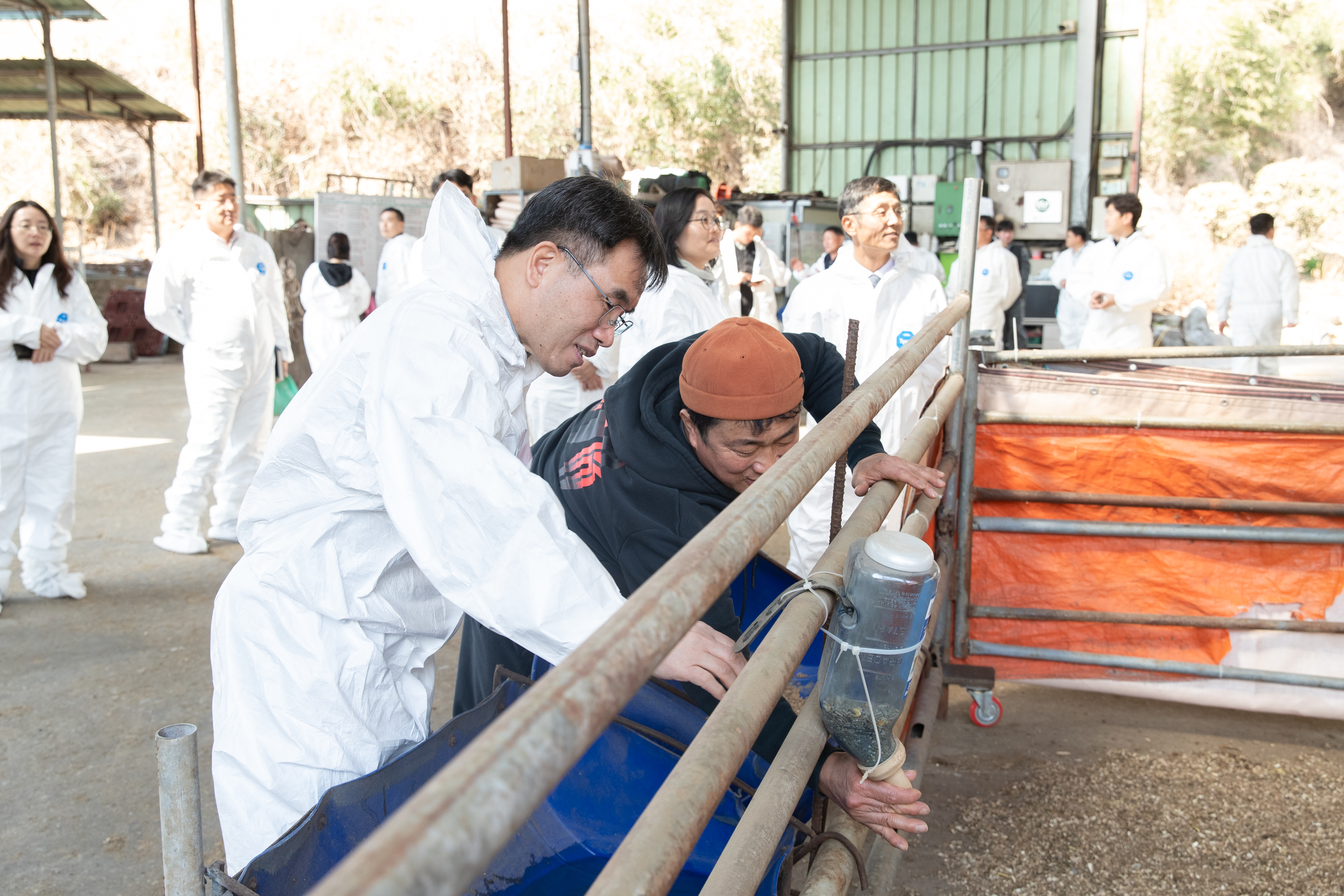 TMR 기술전수 거점농장 현판식 수여 (2025.03.11) 사진2